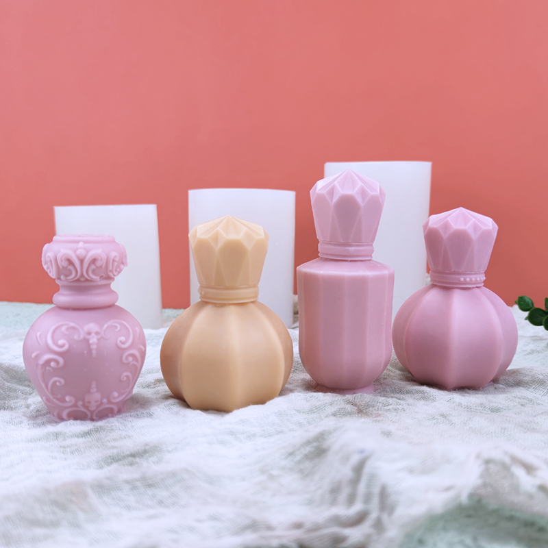Bottiglia di profumo retrò 3D  - Candle Making And Perfume recensione e prezzo